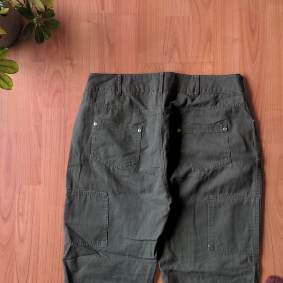 Summer slacks - Picture 5 of 5